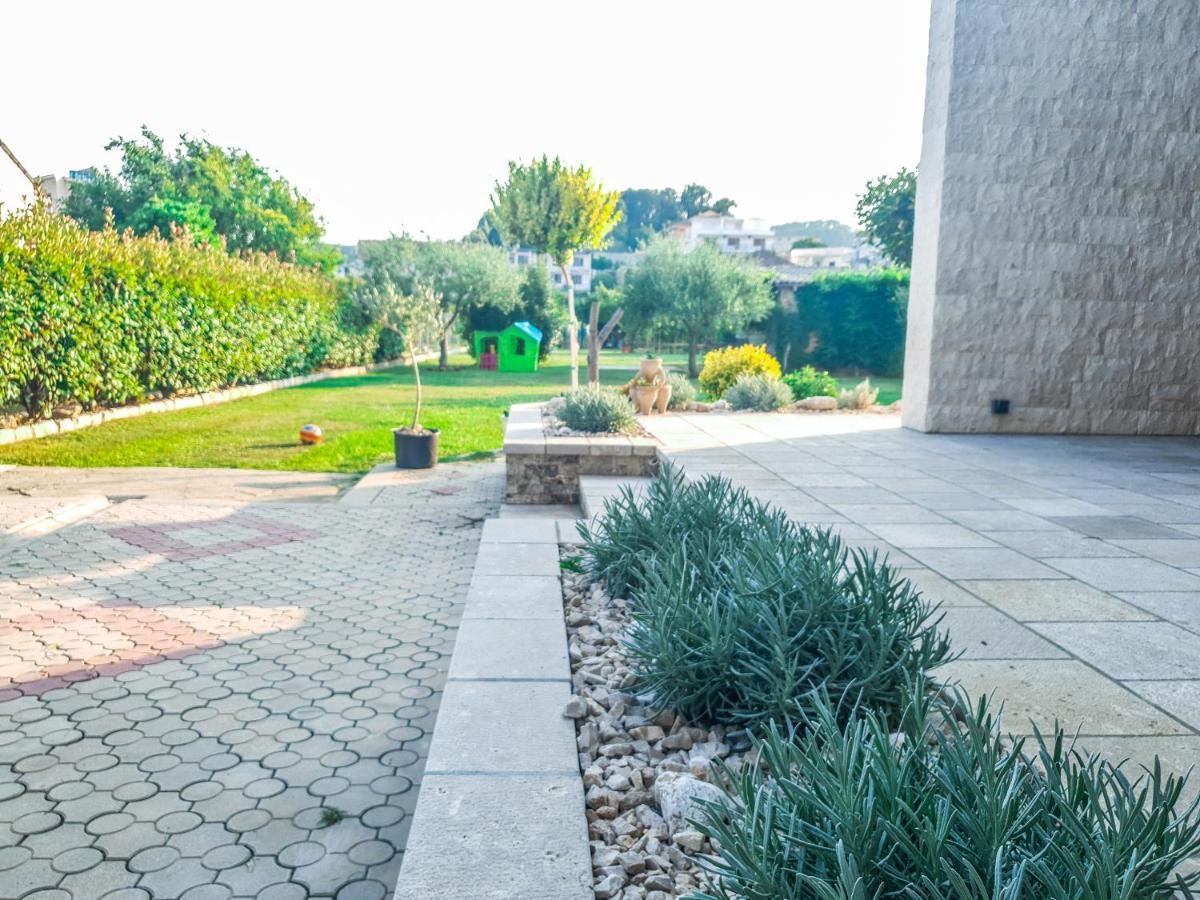 Lacasa Apartments & Restaurant Улцинь Экстерьер фото