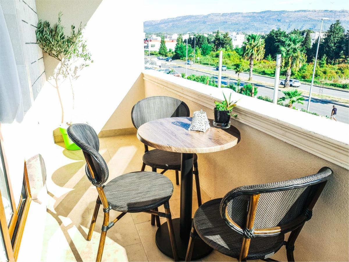 Lacasa Apartments & Restaurant Улцинь Экстерьер фото
