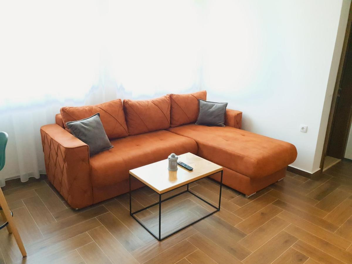Lacasa Apartments & Restaurant Улцинь Экстерьер фото