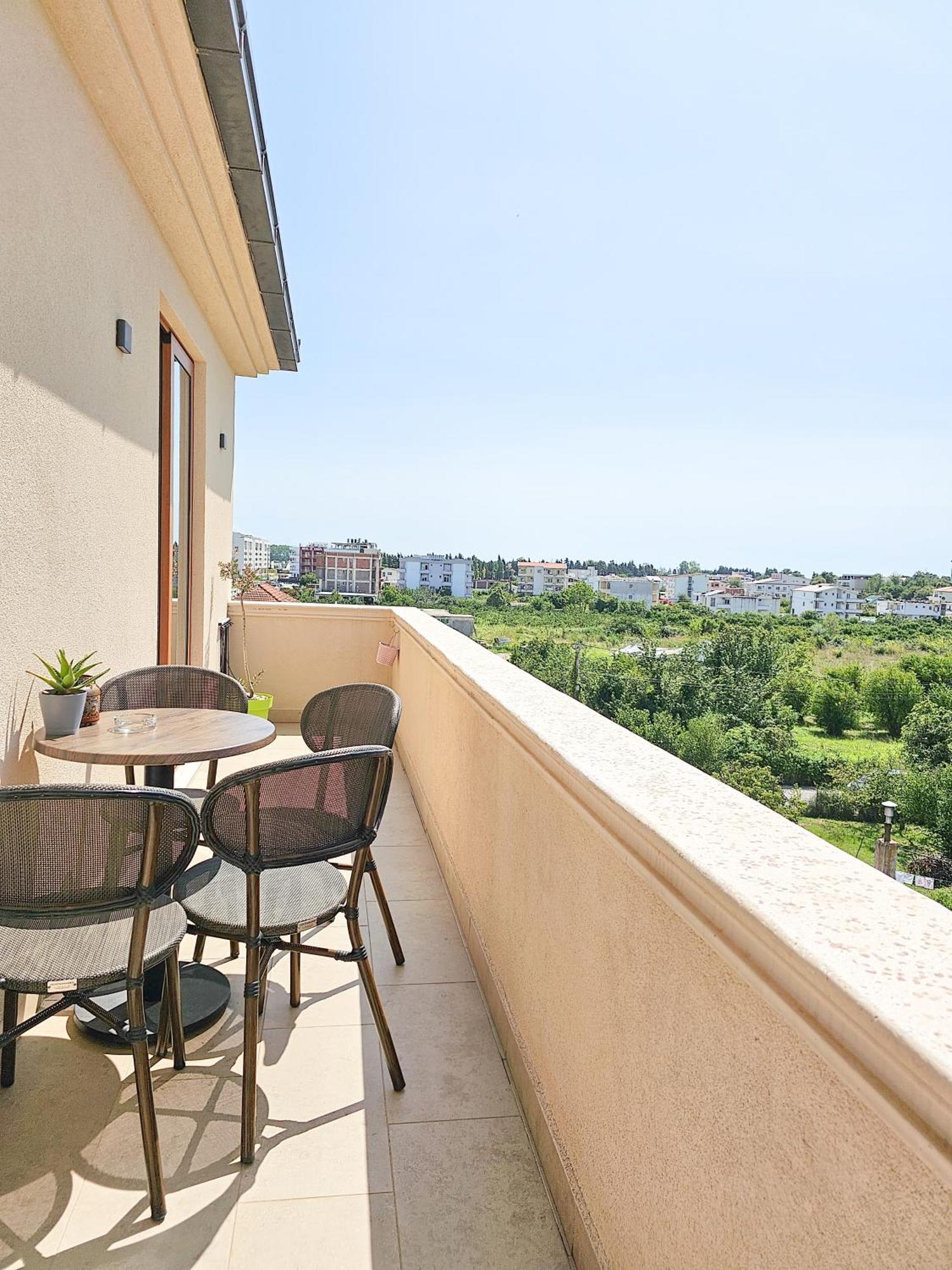 Lacasa Apartments & Restaurant Улцинь Номер фото