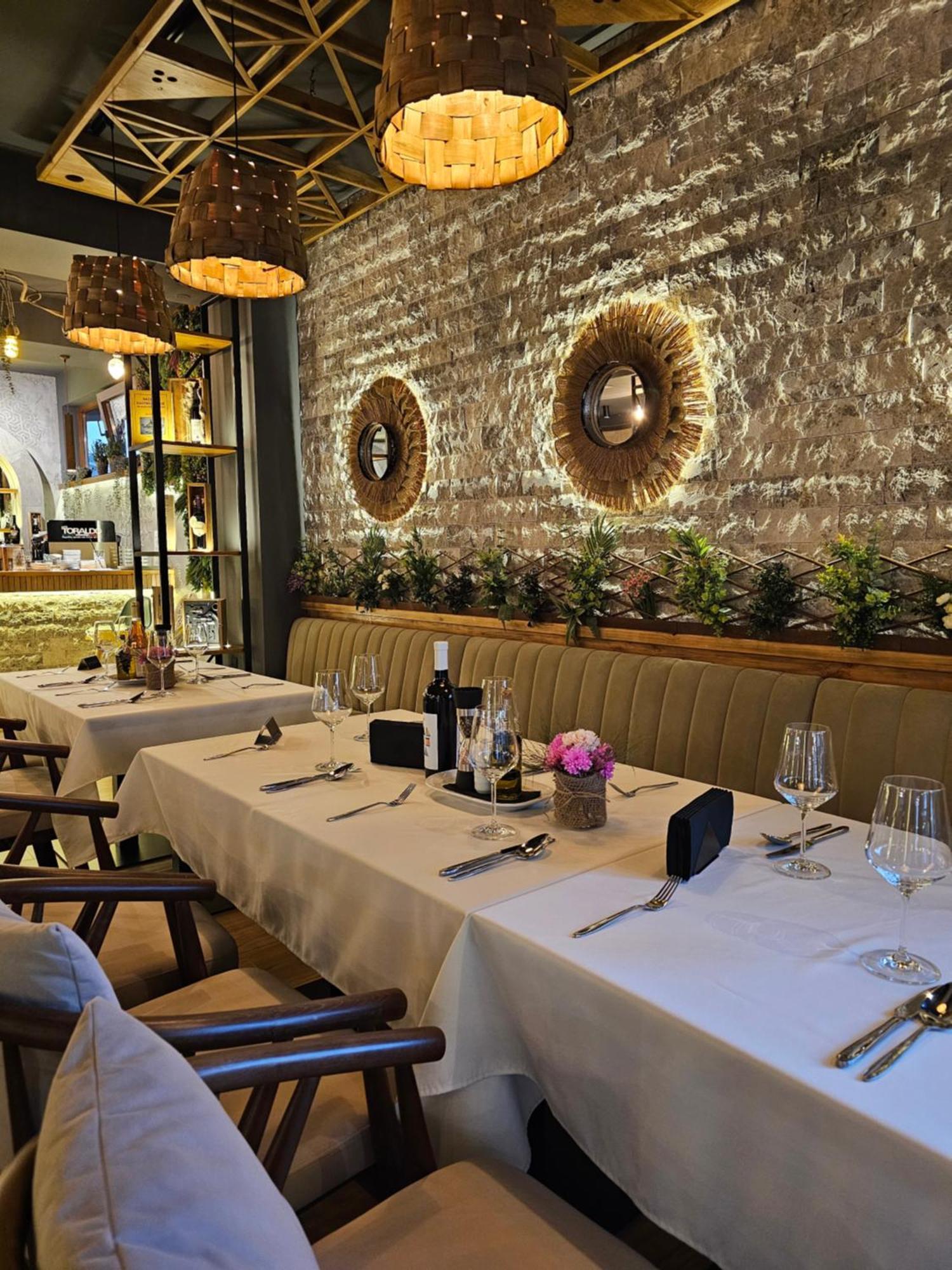 Lacasa Apartments & Restaurant Улцинь Экстерьер фото