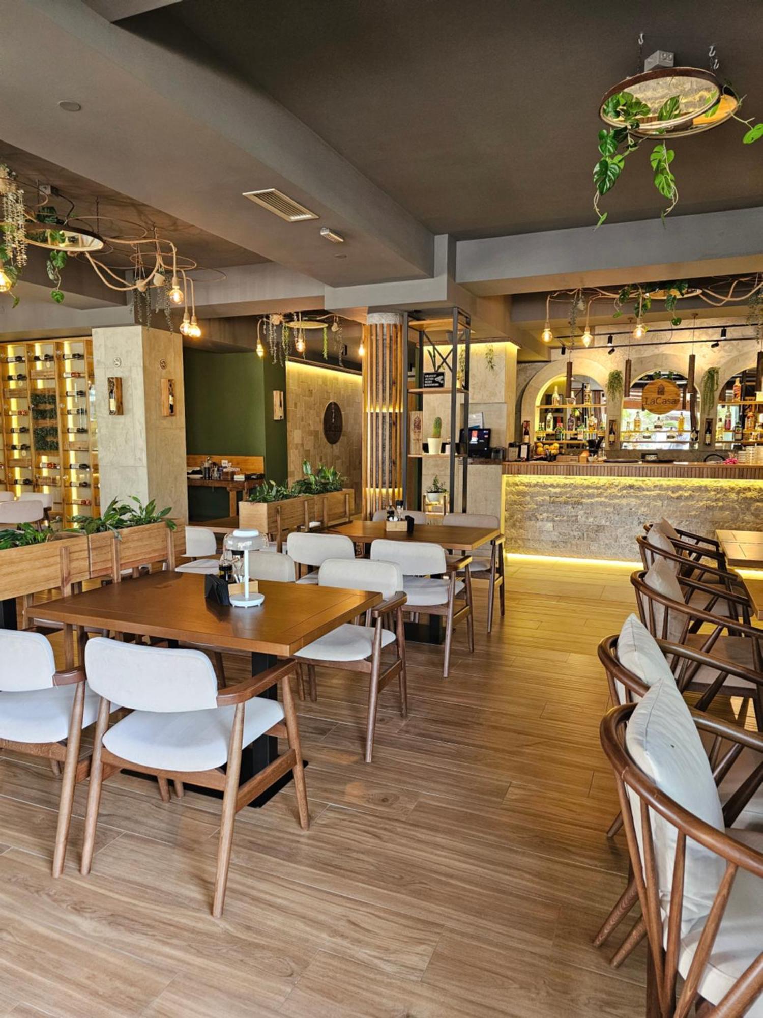 Lacasa Apartments & Restaurant Улцинь Экстерьер фото