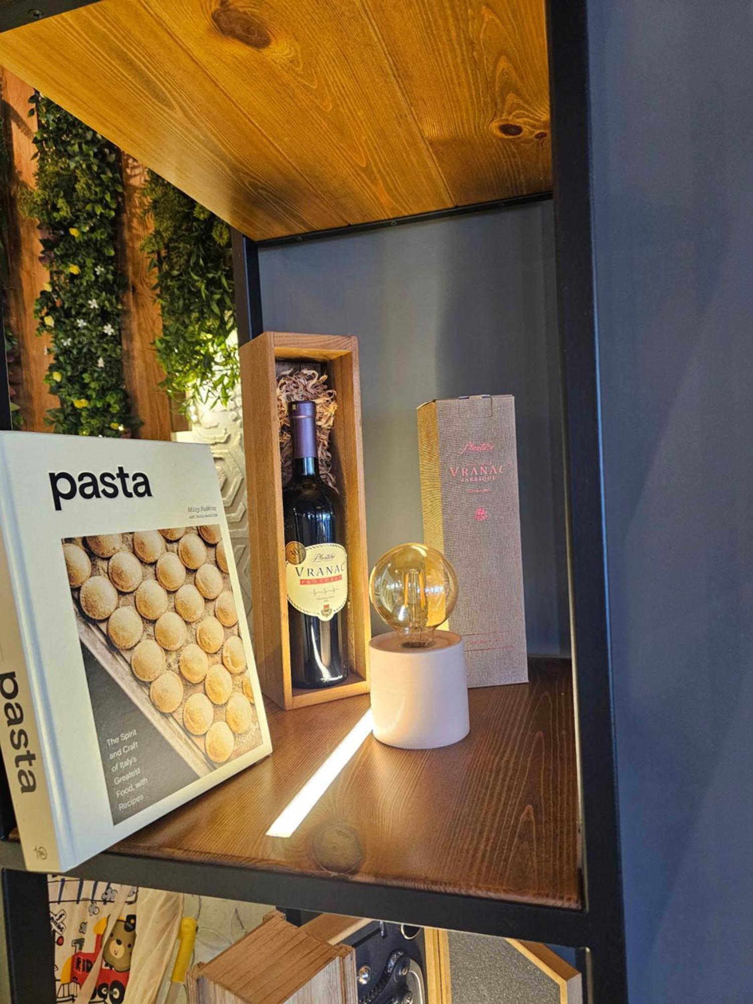 Lacasa Apartments & Restaurant Улцинь Экстерьер фото