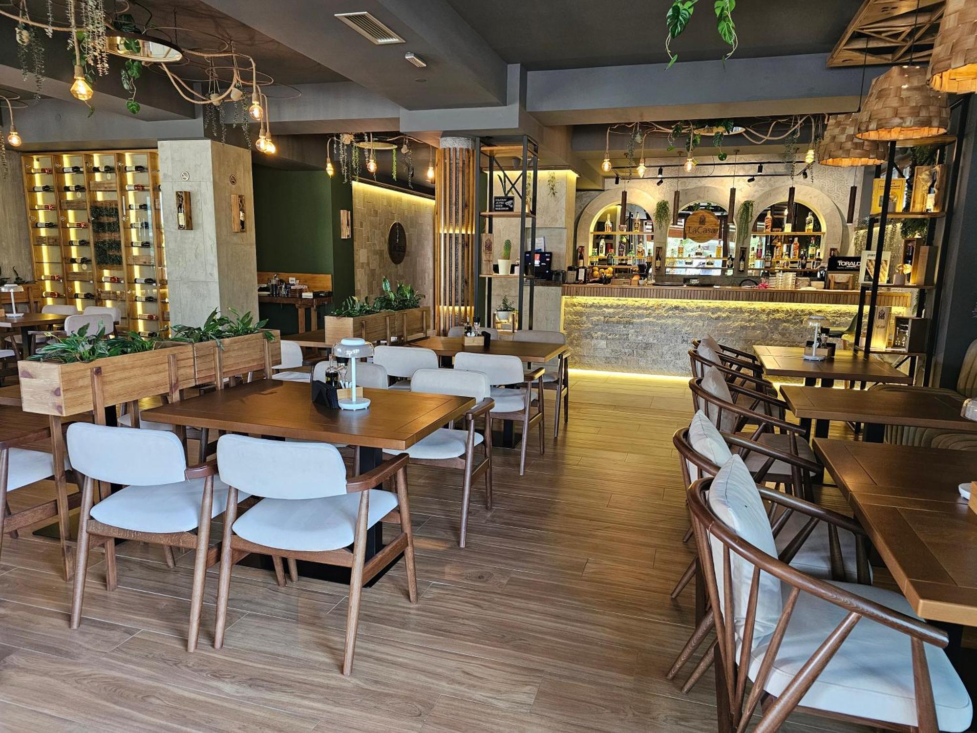 Lacasa Apartments & Restaurant Улцинь Экстерьер фото