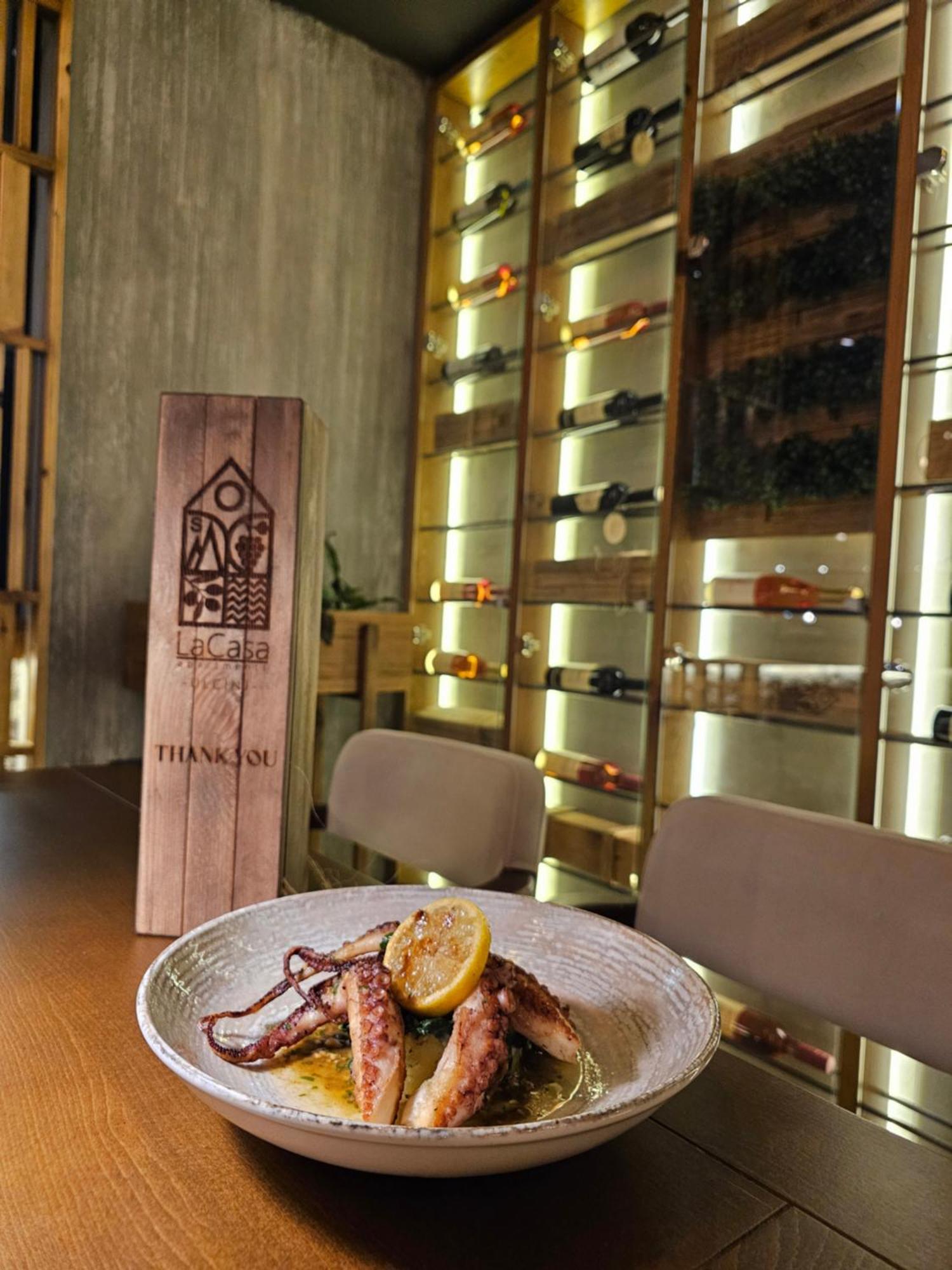 Lacasa Apartments & Restaurant Улцинь Экстерьер фото